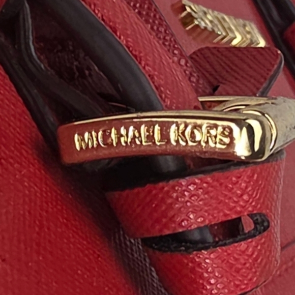 Michael Kors Jet Set Saffiano Leather Red Tote Bag with COA - Picture 9 of 13